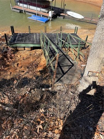 192 S Port Bass Drive, Fair Play, SC 29643