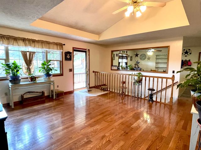 1417 State Highway 173, Galena, MO 65656