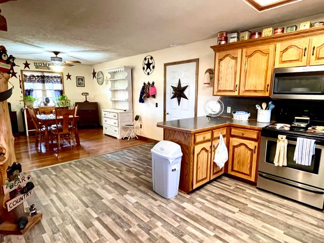 1417 State Highway 173, Galena, MO 65656