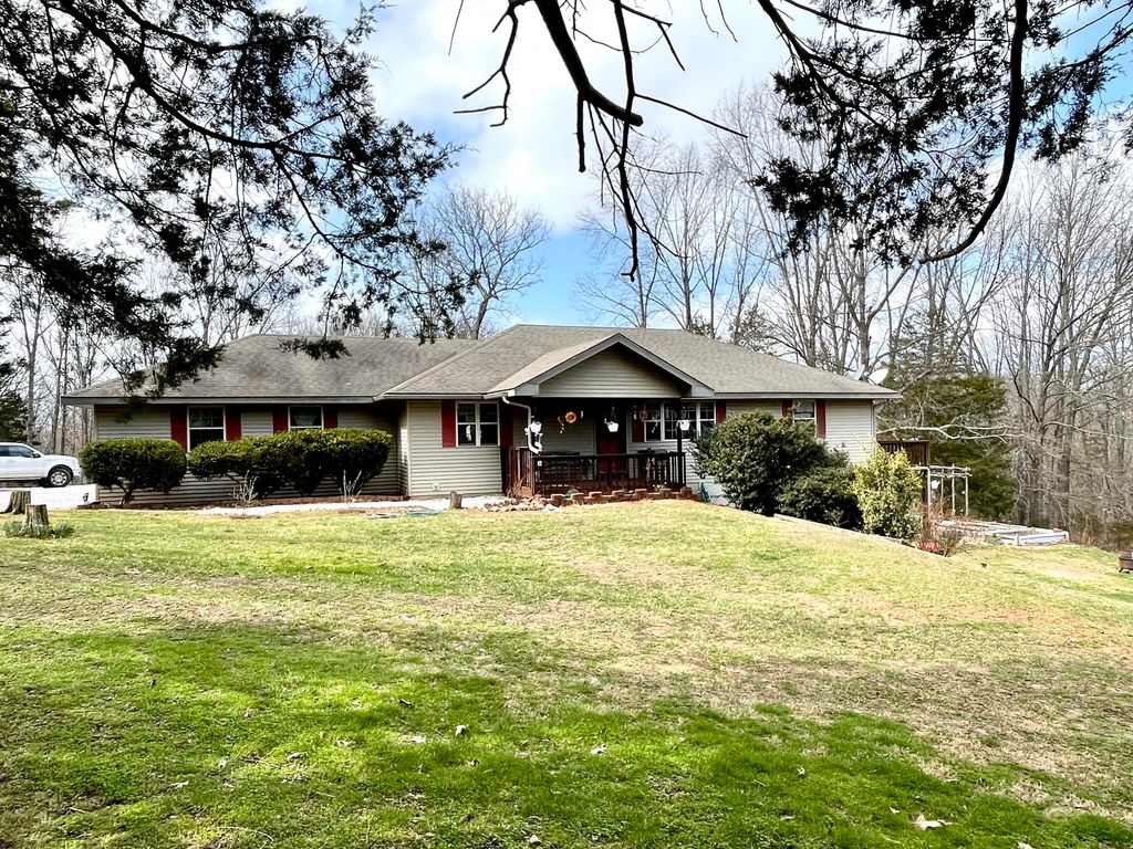 1417 State Highway 173, Galena, MO 65656