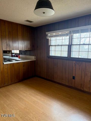 1933 Noble Street, Kingsport, TN 37665