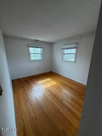 1933 Noble Street, Kingsport, TN 37665