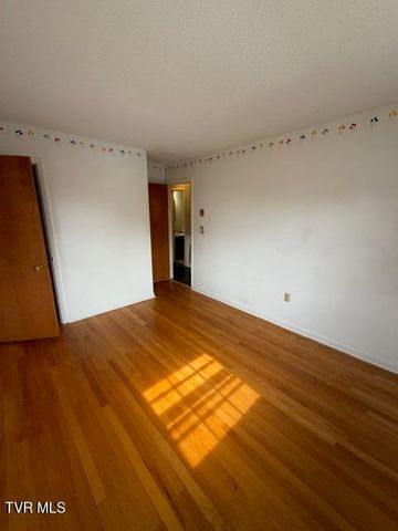 1933 Noble Street, Kingsport, TN 37665