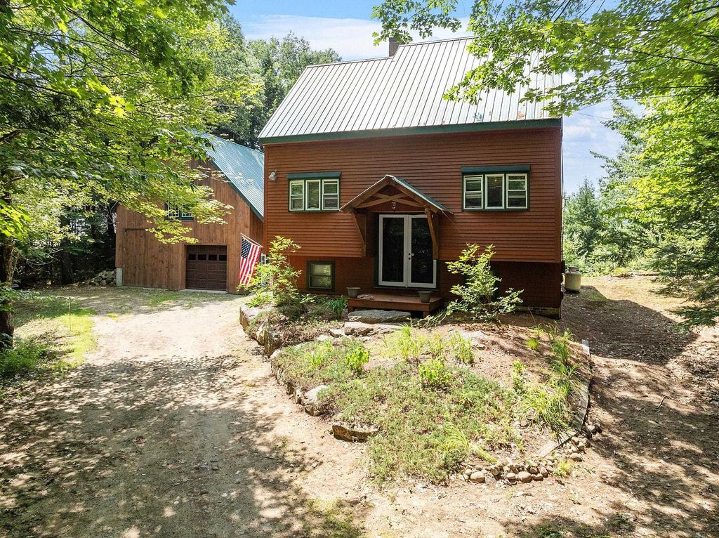 672 NH Route 132 N, New Hampton, NH 03256