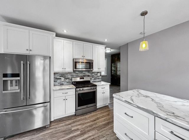 339 STATE STREET, Marinette, WI 54143