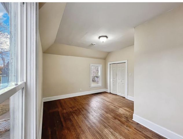 339 STATE STREET, Marinette, WI 54143