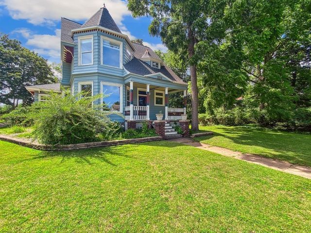 339 STATE STREET, Marinette, WI 54143