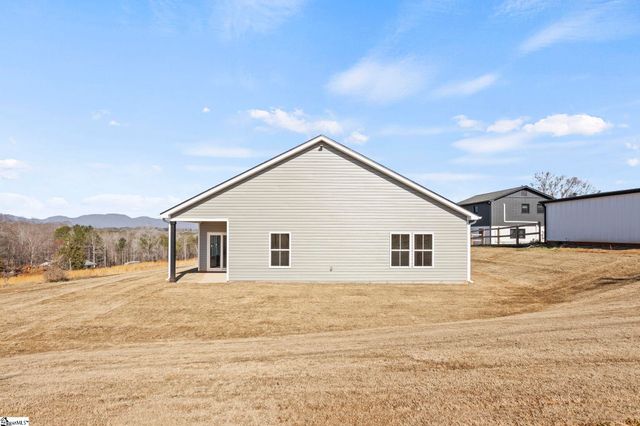 369 Scenic Avenue, Campobello, SC 29322