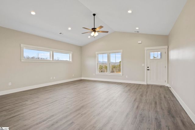 369 Scenic Avenue, Campobello, SC 29322