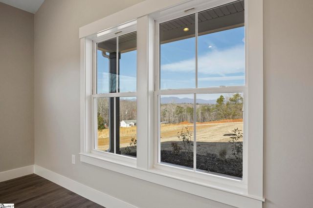 369 Scenic Avenue, Campobello, SC 29322