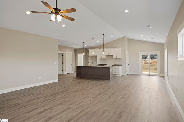 369 Scenic Avenue, Campobello, SC 29322