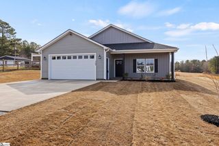 369 Scenic Avenue, Campobello, SC 29322