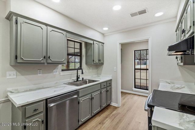 757 Greencliff Drive, Southaven, MS 38671