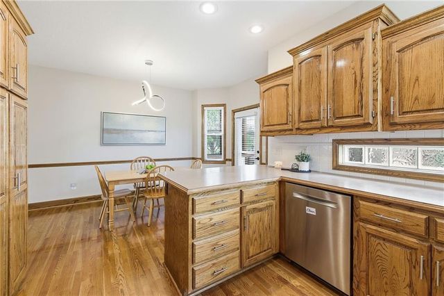 428 SW Seagull Street, Lee's Summit, MO 64082