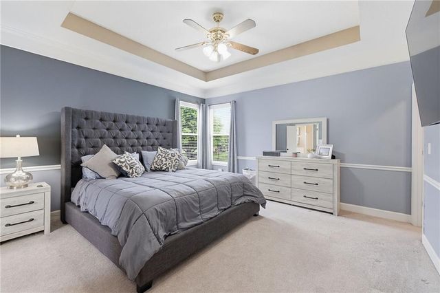 428 SW Seagull Street, Lee's Summit, MO 64082