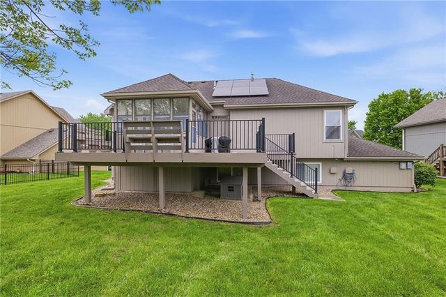 428 SW Seagull Street, Lee's Summit, MO 64082