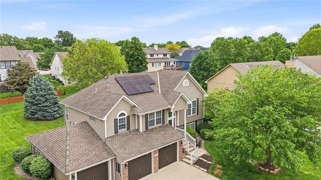 428 SW Seagull Street, Lee's Summit, MO 64082