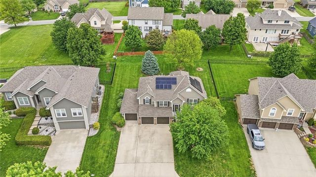 428 SW Seagull Street, Lee's Summit, MO 64082