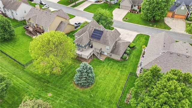 428 SW Seagull Street, Lee's Summit, MO 64082