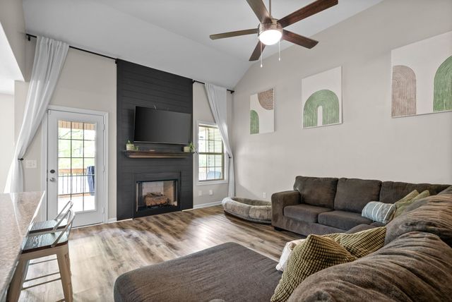 757 Tidwell Dr, Clarksville, TN 37042