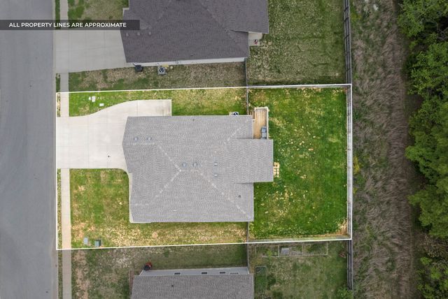 757 Tidwell Dr, Clarksville, TN 37042