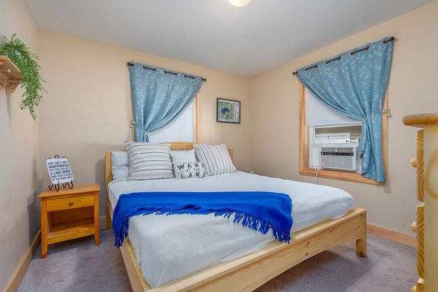 60 Beech Island, Strafford, NH 03884