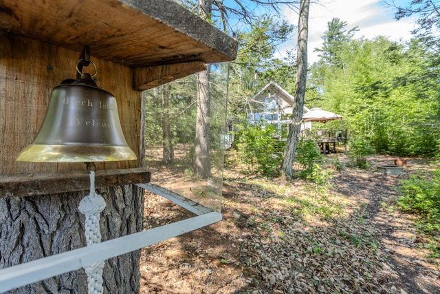 60 Beech Island, Strafford, NH 03884