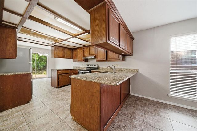 8220 NW 112th Terrace, Oklahoma City, OK 73162