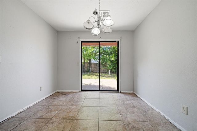 8220 NW 112th Terrace, Oklahoma City, OK 73162