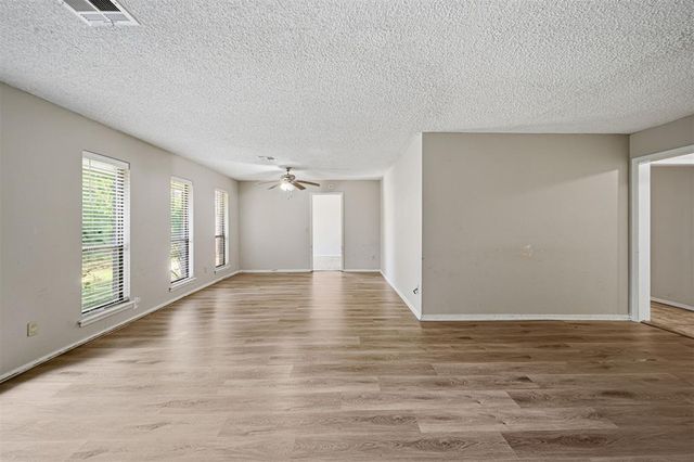 8220 NW 112th Terrace, Oklahoma City, OK 73162