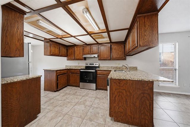 8220 NW 112th Terrace, Oklahoma City, OK 73162