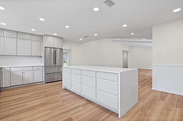 241 Suzanne Circle, Mobile, AL 36608