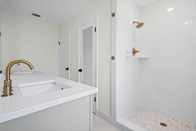241 Suzanne Circle, Mobile, AL 36608