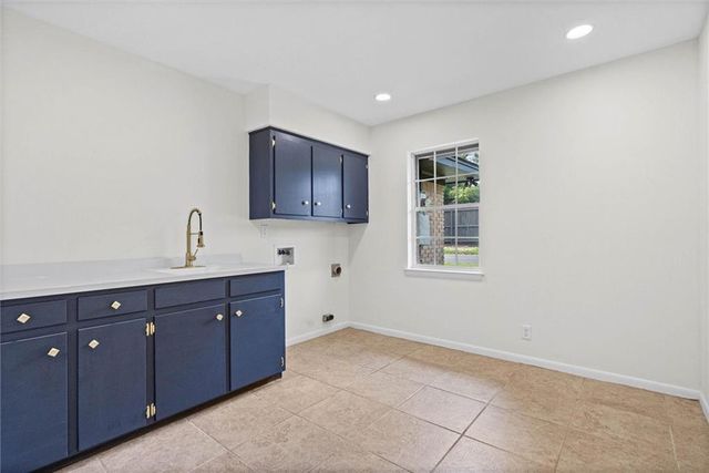 241 Suzanne Circle, Mobile, AL 36608
