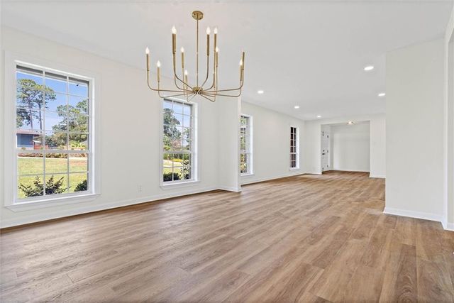 241 Suzanne Circle, Mobile, AL 36608