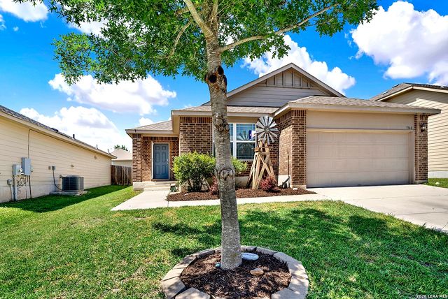1544 GATESHEAD DR, Seguin, TX 78155