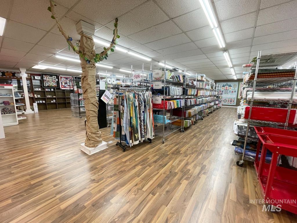 105 Lauder/1500 Levick, Moscow, ID 83843 photo 26