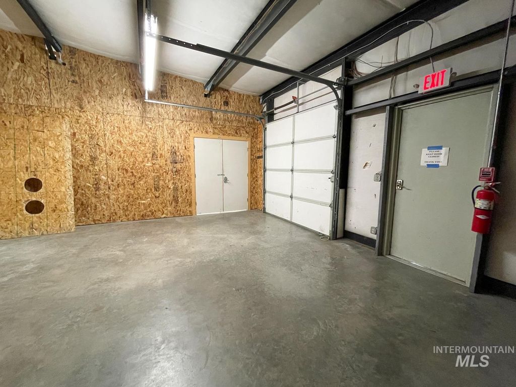 105 Lauder/1500 Levick, Moscow, ID 83843 photo 39