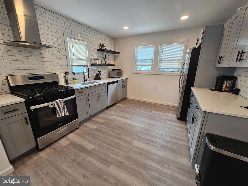 4000 LAWRENCE ST, Brentwood, MD 20722