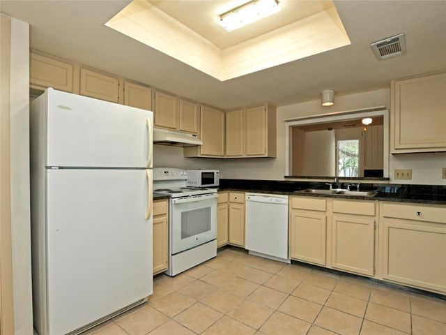 3 Casa Verde ST, Lakeway, TX 78734