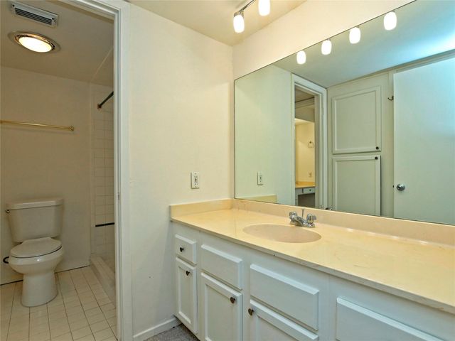 3 Casa Verde ST, Lakeway, TX 78734