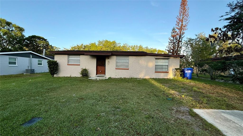 724 LINCOLN STREET, Kissimmee, FL 34741