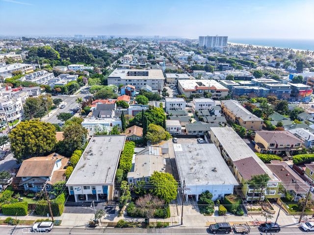 238 Bicknell, Santa Monica, CA 90405