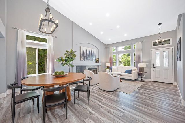 401 Seaton Dr, Folsom, CA 95630