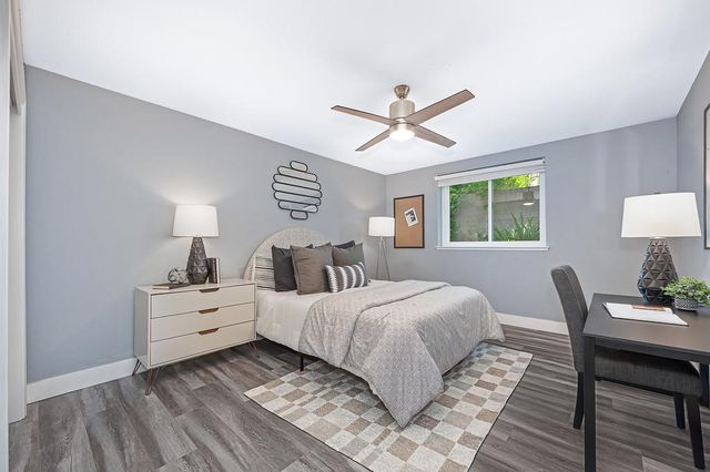 401 Seaton Dr, Folsom, CA 95630