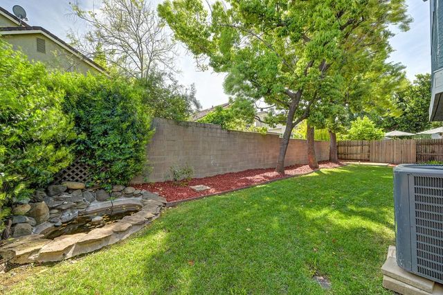 401 Seaton Dr, Folsom, CA 95630