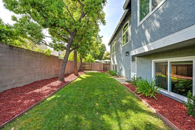 401 Seaton Dr, Folsom, CA 95630