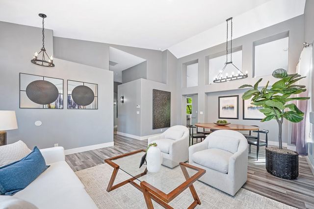 401 Seaton Dr, Folsom, CA 95630