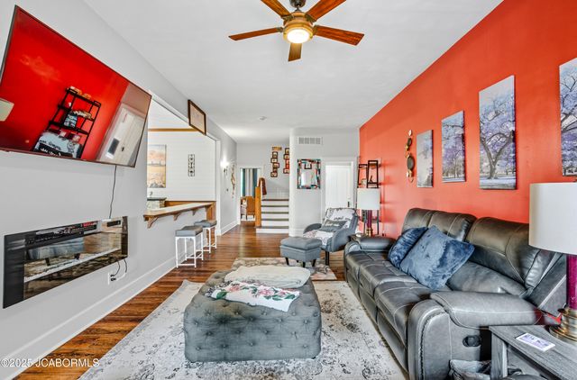 1105 MOREAU DRIVE, Jefferson City, MO 65101