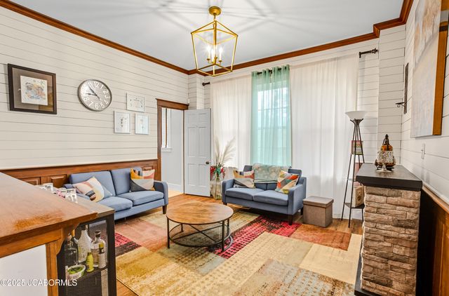 1105 MOREAU DRIVE, Jefferson City, MO 65101